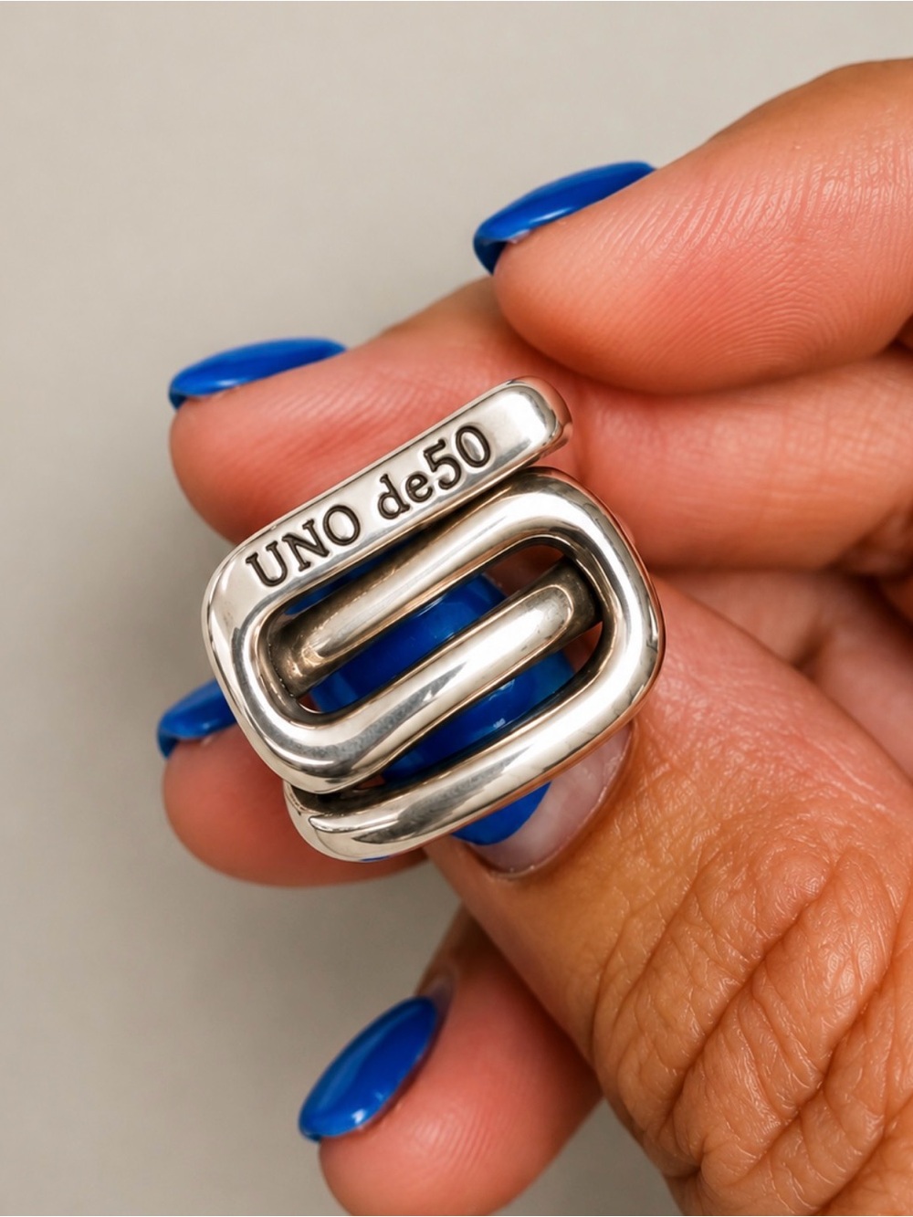 Like New size 8 UNO de 50 Silver Ring with Snake-like Accents. Made in Spain 🇪🇸
